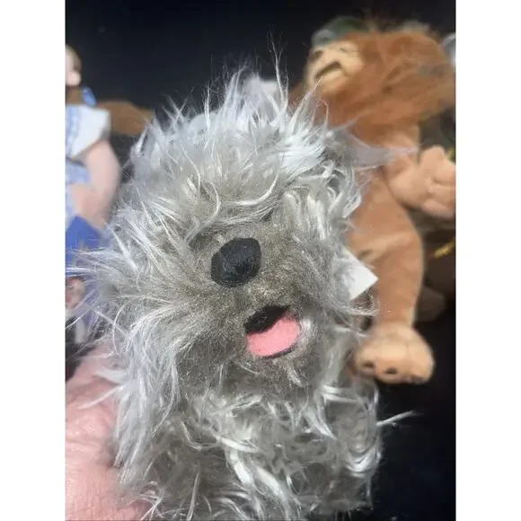 Warner Bros Wizard of Oz Beanies - Set Of 5 Dorothy, Toto, Scarecrow, Lion, Tin - Picture 9 of 10